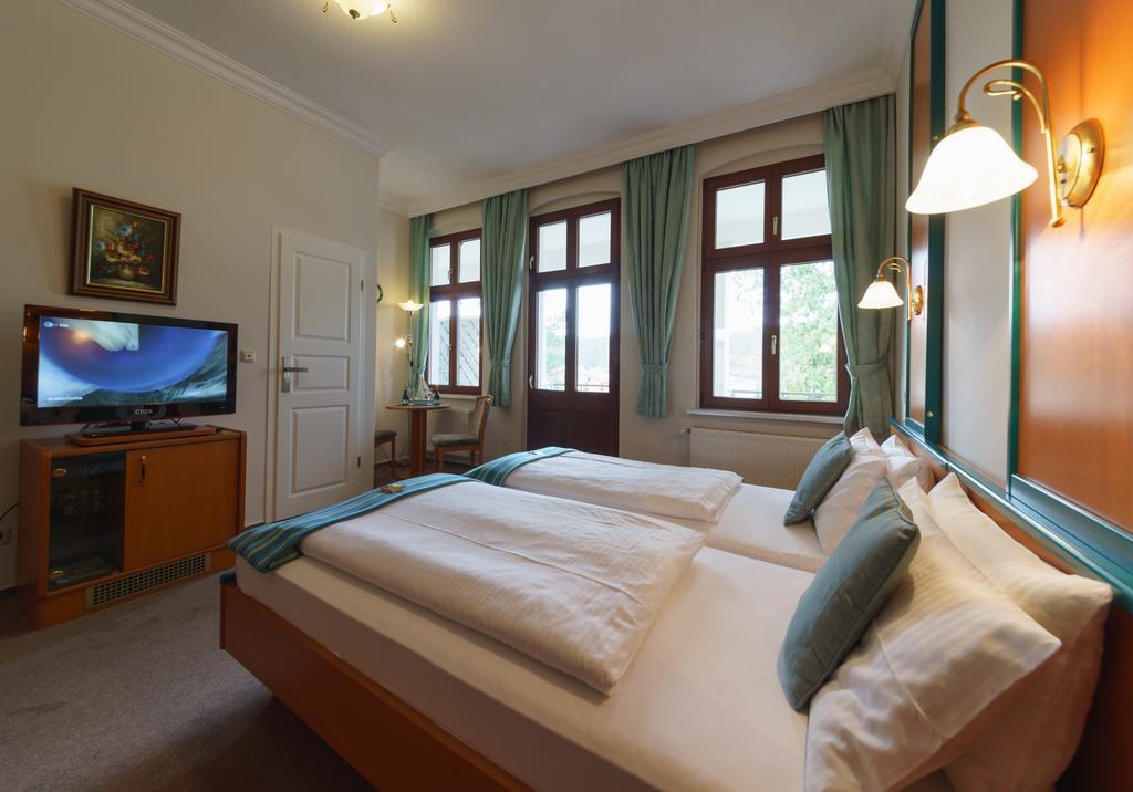 Haus Alexander Hotel Heringsdorf  Exterior foto