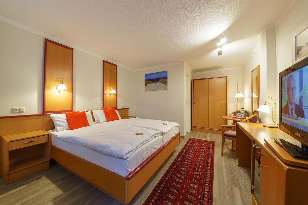 Haus Alexander Hotel Heringsdorf  Exterior foto